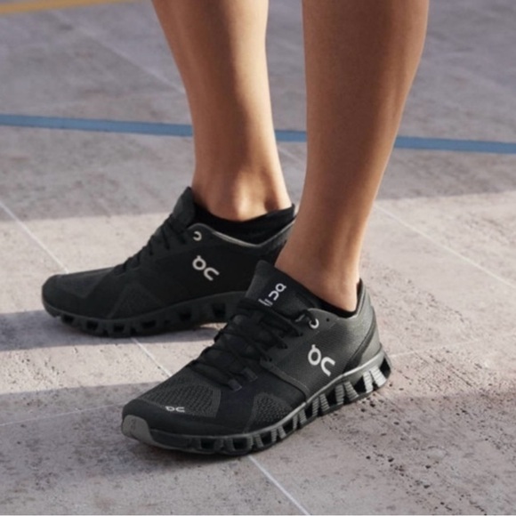 On Running Cloud X Sneakers - Picture 12 of 12